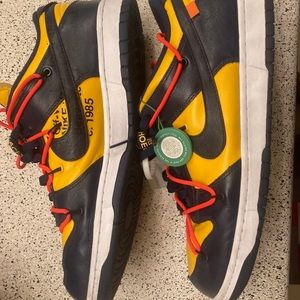 Off white university gold dunks